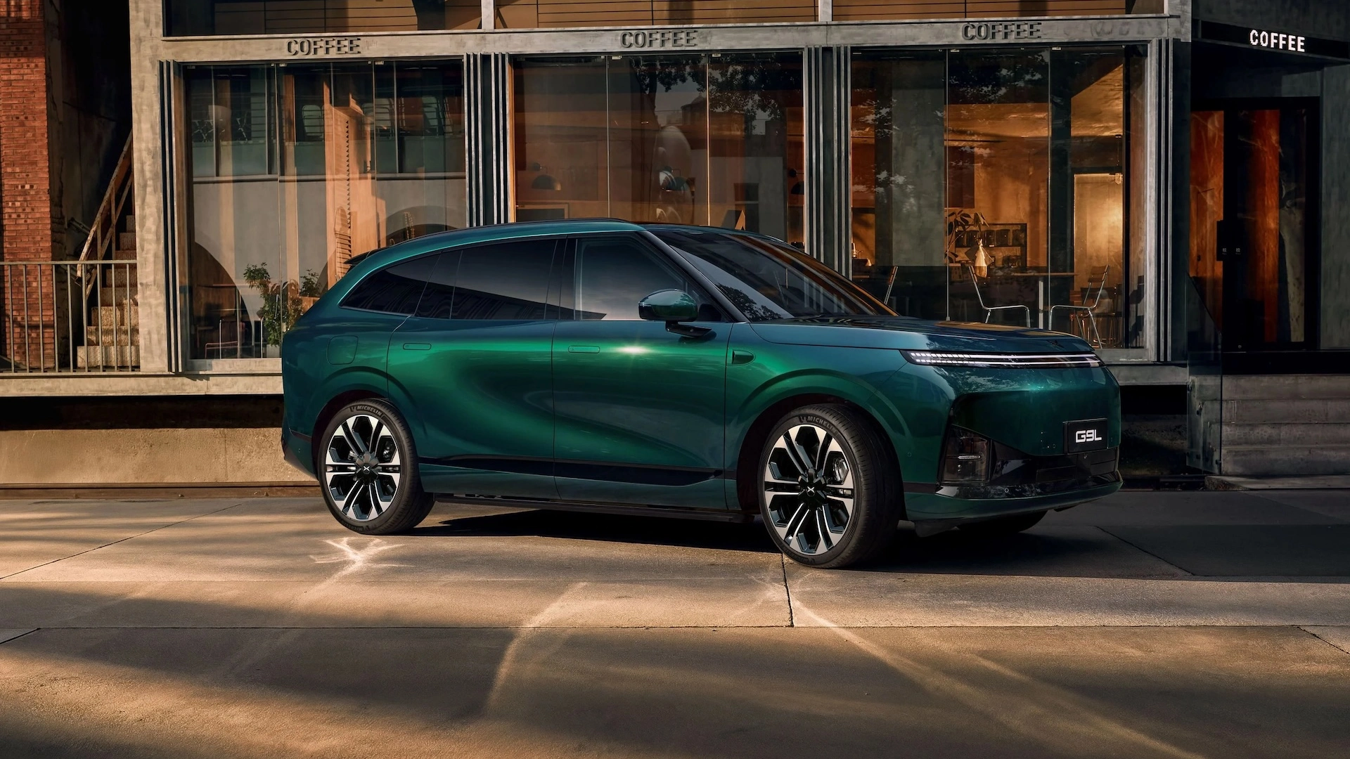 XPENG G9L